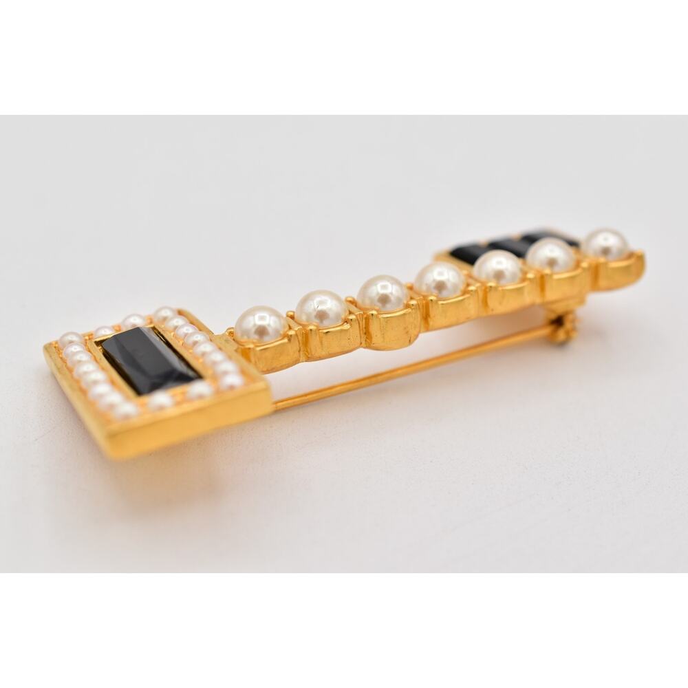 Karl Lagerfeld Vintage Key Brooch Pearl Black Crystal Gold Runway Signed Bin5B - Picture 6 of 12